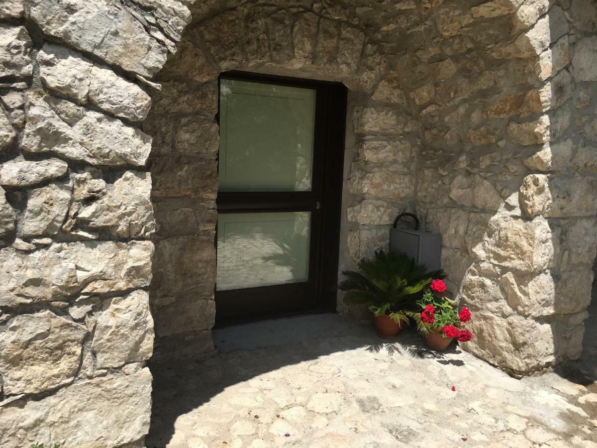 Casa Sarlo Aparthotel Petina Exteriör bild