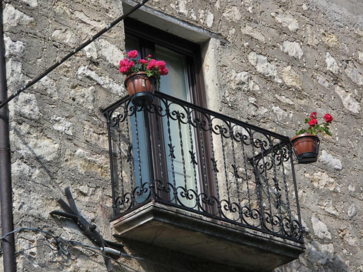Casa Sarlo Aparthotel Petina Exteriör bild