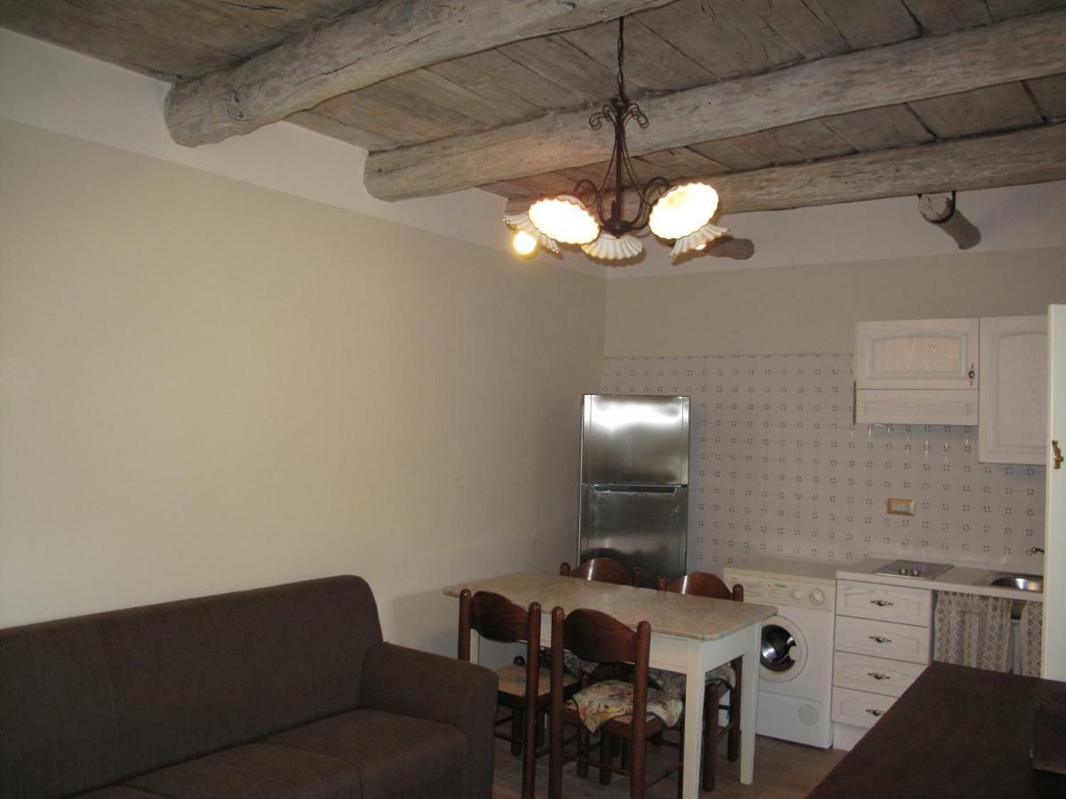 Casa Sarlo Aparthotel Petina Exteriör bild