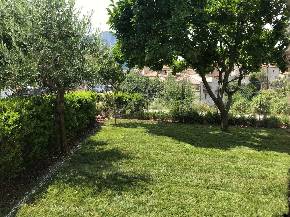 Casa Sarlo Aparthotel Petina Exteriör bild